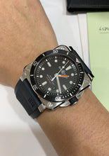 Load image into Gallery viewer, Pre-used BR 03-92 Diver powered by calibre BR-CAL.302, black dial