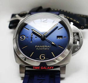 Panerai PAM1033 made of stainless steel, sapphire glass, 300m water resistance