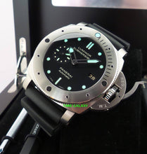Load image into Gallery viewer, Panerai PAM305 black dial, date display