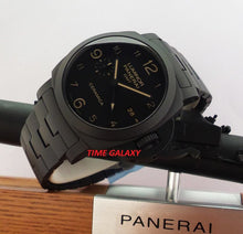 Load image into Gallery viewer, Panerai PAM438 made of Titanium, Ceramic and Sapphire