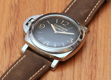 Load image into Gallery viewer, Panerai PAM557 for left handed wrist, black dial, night indicator