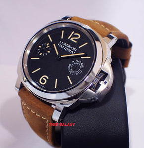 Panerai Pam590 small seconds and night indicator, vintage colour strap