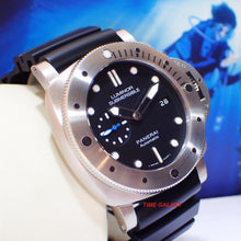 Load image into Gallery viewer, Panerai PAM1305 made of Titanium, black dial