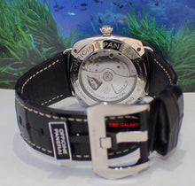 Load image into Gallery viewer, Panerai PAM00388 P.9000 caliber 72 power reserve