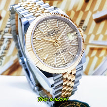 Load image into Gallery viewer, Rolex 126233-0039 Golden Fluted-Motif Dial