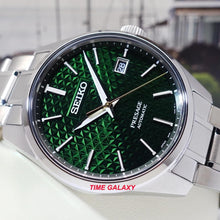 Load image into Gallery viewer, Seiko SPBJ1 features emerald green dial with Lumibrite on hands and indexes