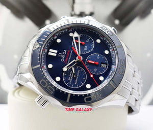 Omega 212.30.44.50.03 features blue dial