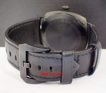 Load image into Gallery viewer, Second hand Pam00292 excellent good condition 98% like new with black leather