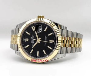 Rolex 126333-0014 made of rolesor yellow gold and sapphire glass